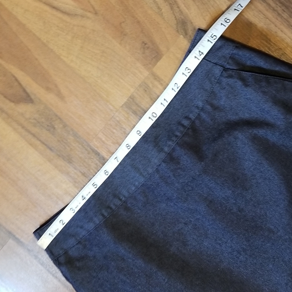 3/$15 or 5/$25 Dark Navy Blue Career Pencil Skirt, Size 8 - Picture 3 of 8